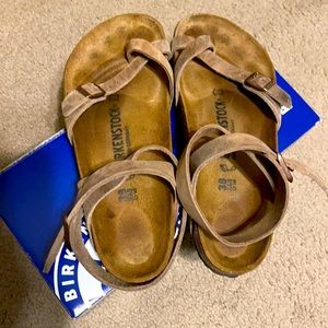 Birkenstock Yara tobacco brown